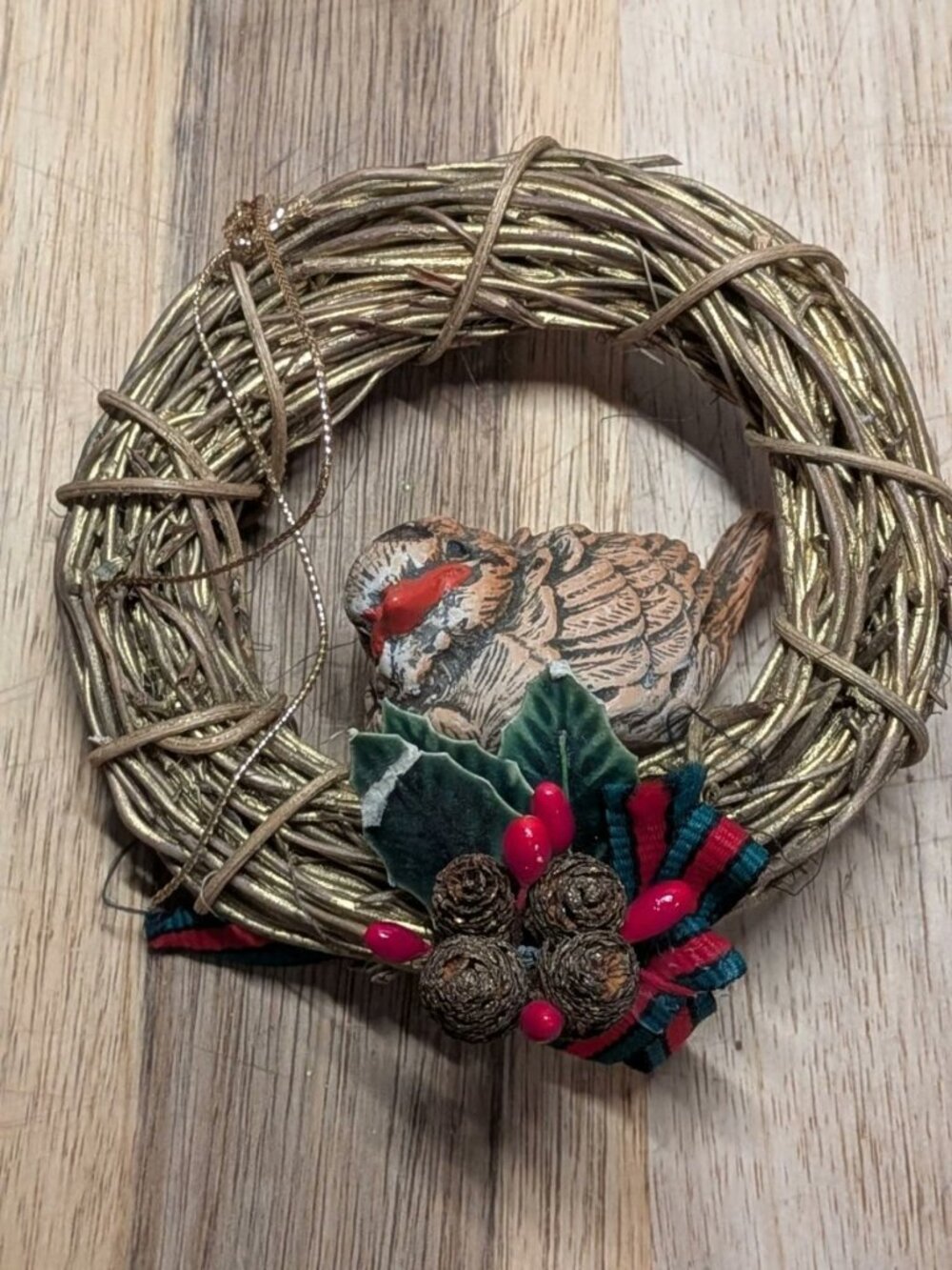 Vintage Natural Vine Christmas Wreath Ornament Bird Pinecones Holly Berries